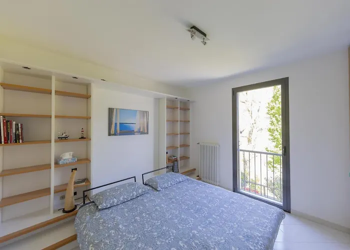 Apartamento Ada C208 *